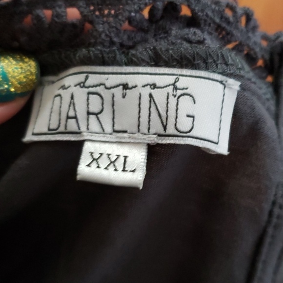 Cute top - Picture 3 of 4